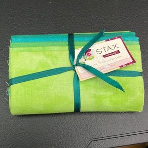 Creative Cuts Stax 5 pc Marbled greens